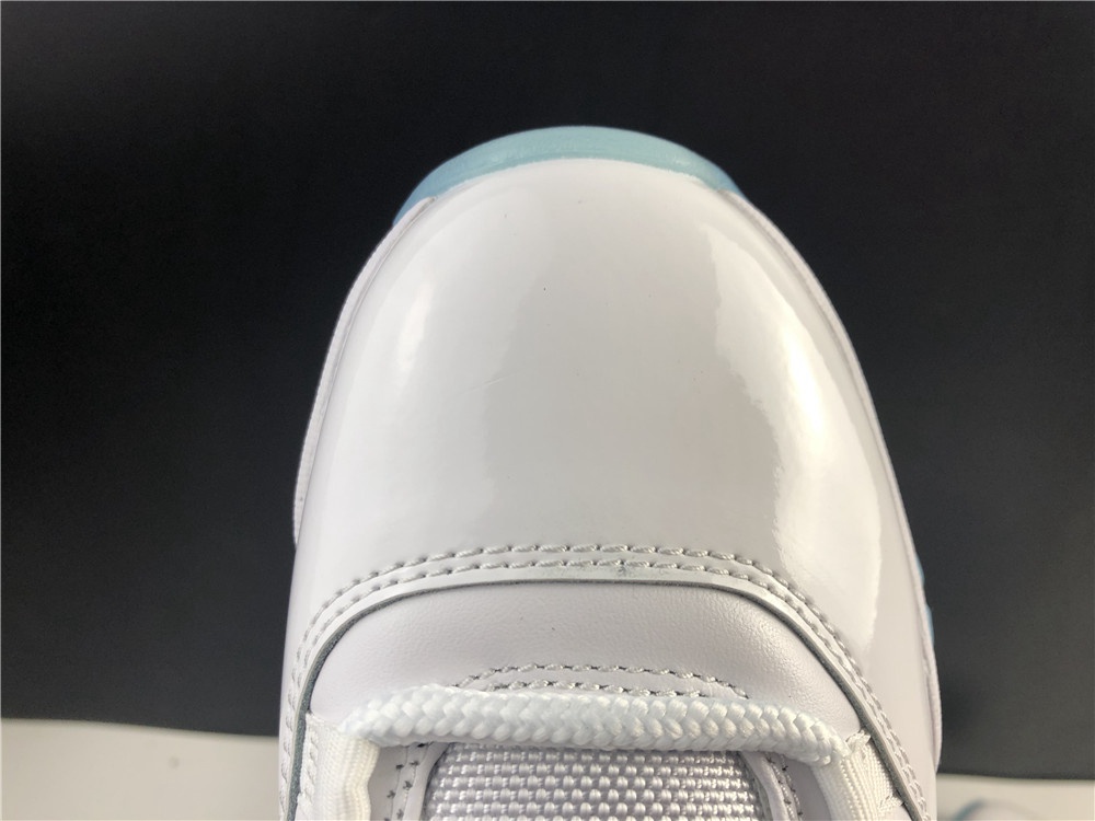 Air Jordan 11 Low Legend Blue AV2187-117